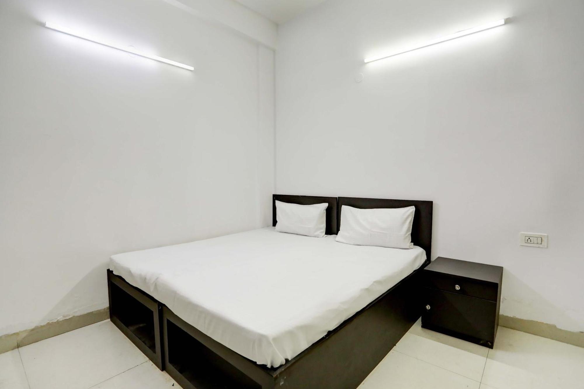 Aashiyana Homes 뉴델리 외부 사진