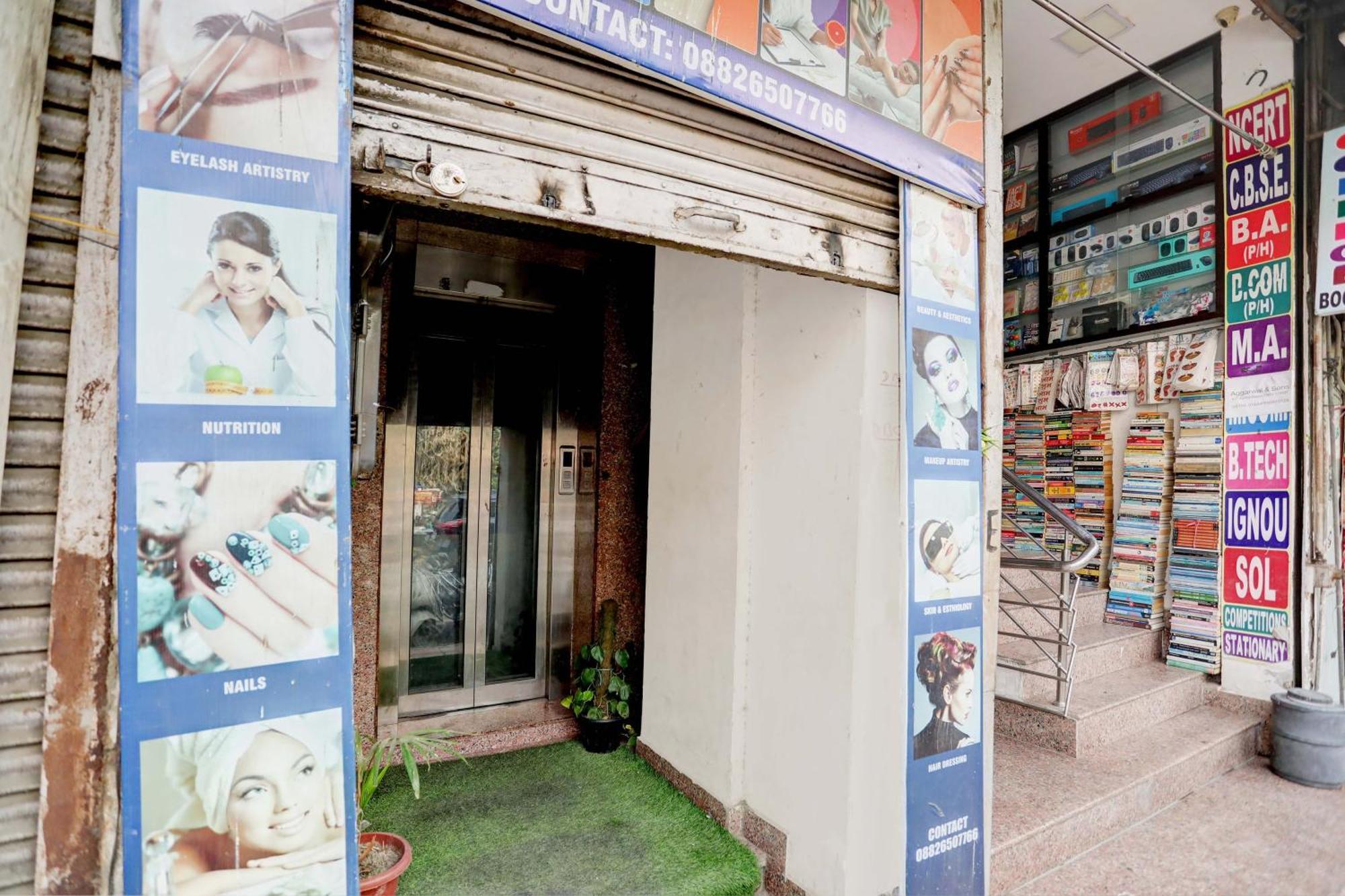 Aashiyana Homes 뉴델리 외부 사진