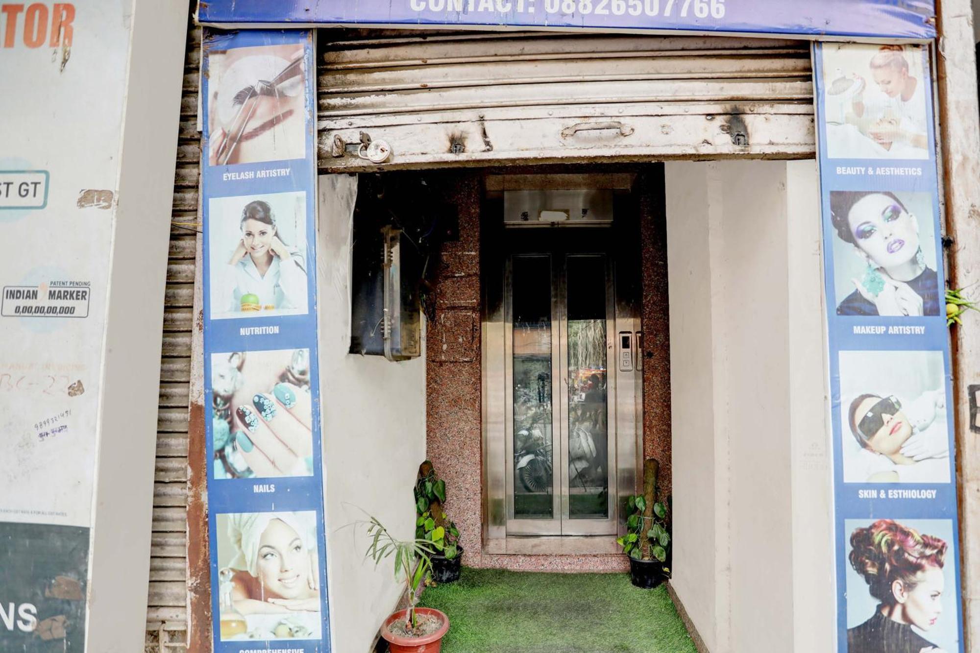 Aashiyana Homes 뉴델리 외부 사진